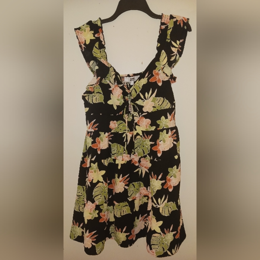 MADDEN NYC UNWORN CUTE TEEN SIZED DRESS XL JUNIORS FLORAL PRINT